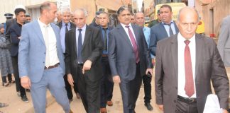 Visite du Wali du Tlemcenà la Daïra de Sebdou – L’aménagement urbain et l’assainissement au centre des préoccupations citoyennes