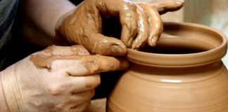 Ain Temouchent – CELEBRATION DE LA JOURNEE NATIONALE DE L’ARTISAN La nécessaire implication de l’entrepreneuriat artisanal dans le développement local