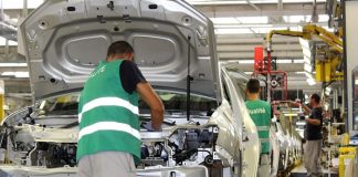 Activités de concessionnaire et de construction de véhicules : Réception en ligne des demandes d’agrément