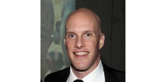 MORT SUBITE DU JOURNALISTE AMERICAIN GRANT WAHL DURANT LE MATCH PAYS-BAS-ARGENTINE – L’hommage d’Infantino et du comité d’organisation