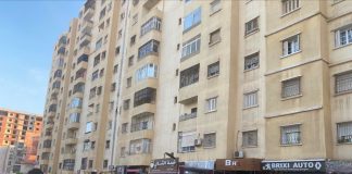 Le boulevard des lions « ciblé » par les bulls – Des extensions de café et des restaurants démolis