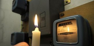 Coupure d’électricité au moment du ftour à Aïn El Turck – La population a rompu le jeûne à la lumière des bougies