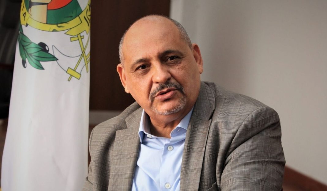 f751eca0eb96842662aea54e0cf3f4de