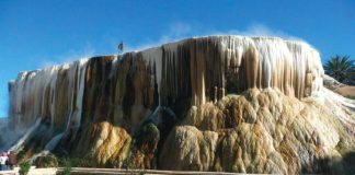 Guelma – 120.000 personnes ont visité la cascade de Hammam Debagh