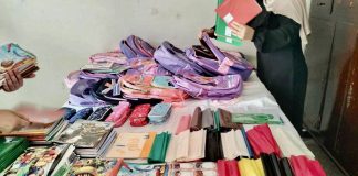 Tlemcen – L’association caritative «EL-BESMA » Distribution de 120 cartables et tabliers aux élèves démunis