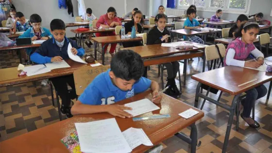 05 - De nouveaux enseignants d'éducation sportive et d'anglais renforcent le secteur de l'éducation