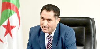 Mohamed Laagab – Les médias arabes appelés à ne plus offrir de tribunes aux sionistes pour justifier leurs massacres contre les Palestiniens