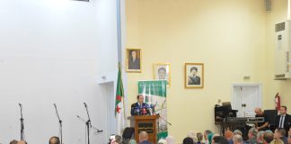 Education – Garantir l’équité et la dignité à l’enseignant parmi les priorités de l’Etat algérien