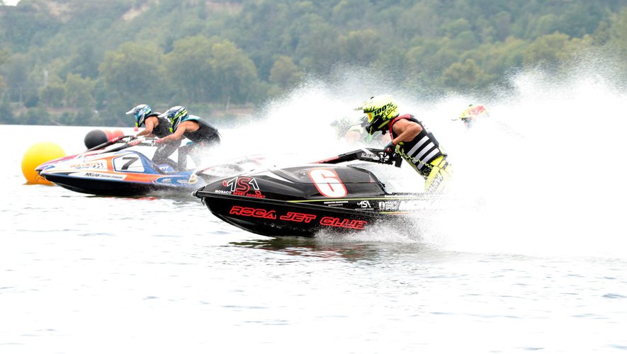 15 - Organisation d'une course de jet-ski de vitesse vendredi à la plage les Sablettes de Mostaganem