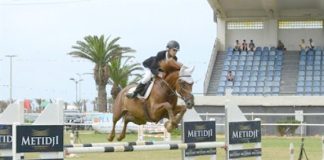 Equitation / Sauts d’obstacle – Le cavalier Ali Boughrab de Blida remporte le Grand Prix deux étoiles à Oran