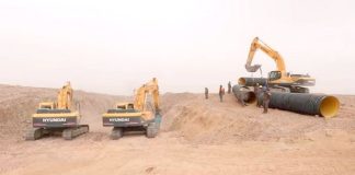 Béchar – Réception décembre prochain du projet structurant de transfert des eaux albiennes du champ de captage de Guetrani