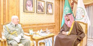 Une volonté de promouvoir la coopération militaire entre les deux pays – Chanegriha reçu par le ministre de la Défense des Forces armées saoudiennes