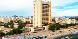 USTO-MB – Deux étudiants conçoivent des produits cosmétiques originaux