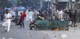Manifestations au Bangladesh – Le couvre-feu instauré et l’armée déployée