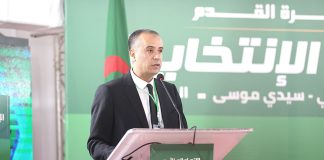 FAF – Le président de la faf reçoit la vice ministre Sud-Africaine des sports et son excellence, l’ambassadeur de la république d’Afrique du Sud en Algérie