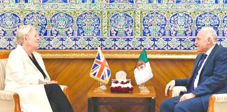 Ministère des Affaires étrangères – Attaf reçoit l’ambassadrice du Royaume-Uni de Grande-Bretagne et d’Irlande du Nord