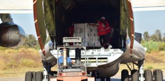 Croissant-Rouge algérien – En application des instructions du président de la République, acheminement d’aides humanitaires au Niger