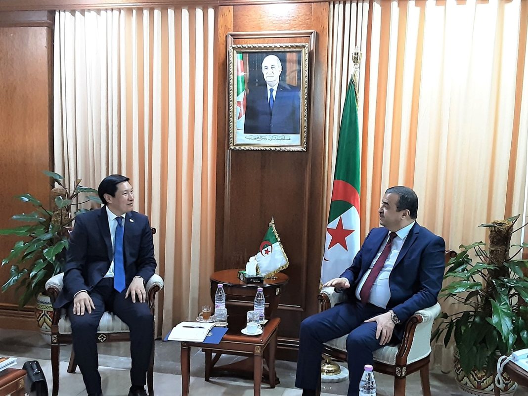 07 - l’Algérie et le Kazakhstan examinent de nouvelles perspectives de coopération