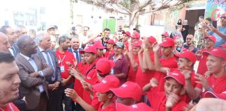 Tlemcen – Hidaoui en visite d’inspection et de proximité avec les jeunes