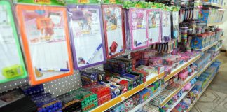 El Bayadh – Ouverture de cinq espaces dédiés à la vente de fournitures et manuels scolaires