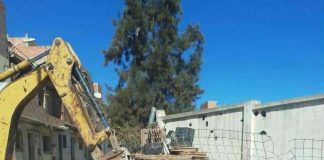 Urbanisme et respect de la loi – À Es-Senia, une construction illégale démolie pour rétablir l’ordre urbain