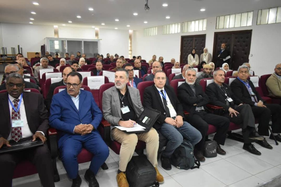 04 - Oran réunit experts et chercheurs pour renforcer la collaboration mondiale