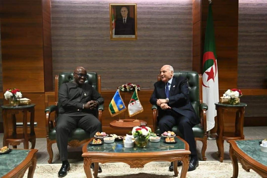 432ee688-d4ff-4cb9-af4e-e022e21881ac