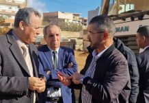 Trottoirs modernisés, espaces publics revitalisés et assainissement renforcé – Ouchene inspecte les travaux de réaménagement à Sidi Bahri