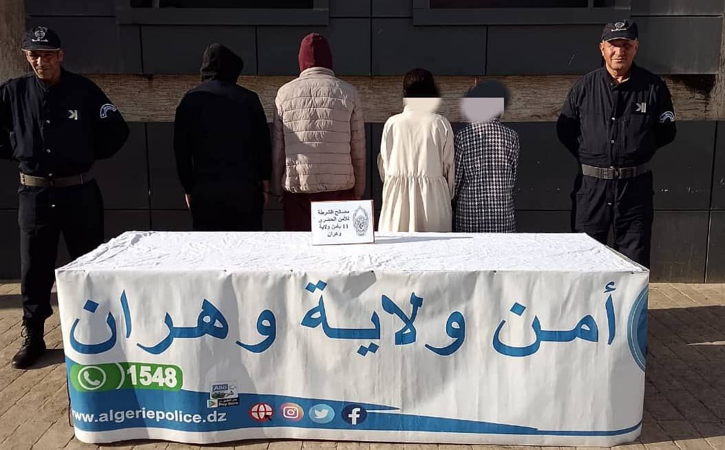 04 - La police interpelle quatre individus pour création d’un lieu de débauche