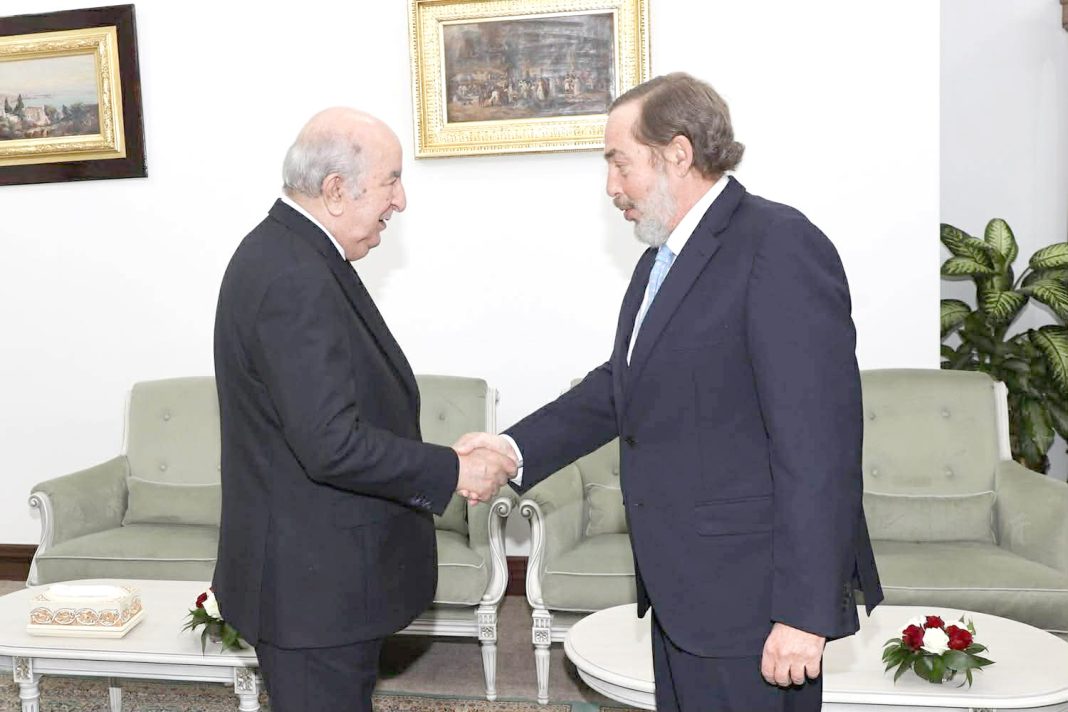 07-Le président Tebboune reçoit l'ambassadeur d'Espagne