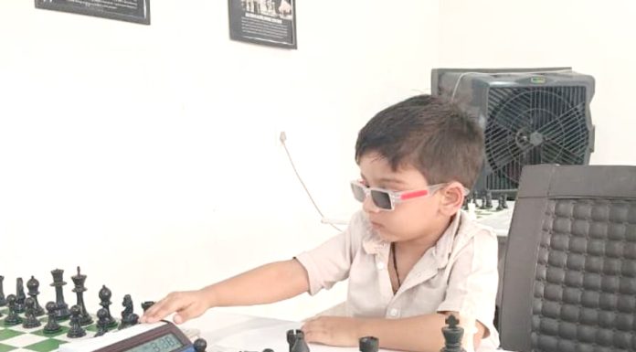 JEUX D’ECHECS – A seulement trois ans, un Indien devient le plus jeune joueur d’échecs officiellement classé