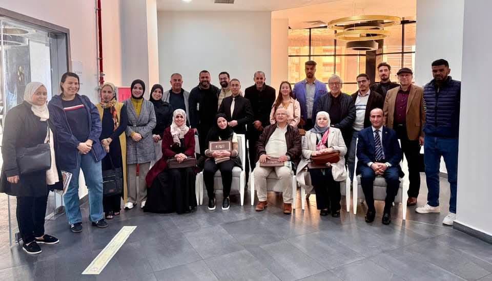 04 - Vers l’auto-entrepreneuriat des guides grâce à une plateforme dédiée