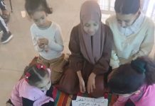 Mois du patrimoine – Les enfants de Marsa El Hadjadj redécouvrent les jeux traditionnels