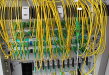 Tamanrasset – La fibre optique a atteint 80 % des quartiers