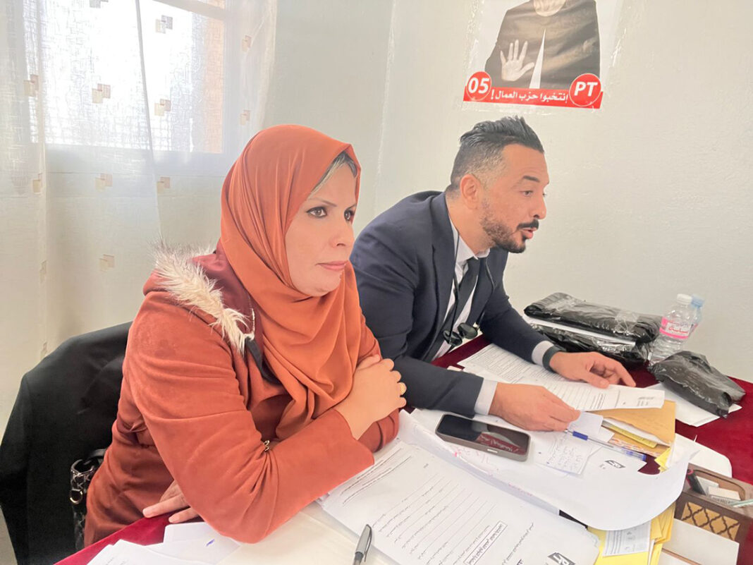 02 - La campagne de terrain s’accélère à la veille du premier meeting de Louisa Hanoune
