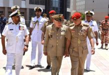 Algérie-Oman – Le Général d’Armée Chanegriha visite le Collège militaire à Mascate