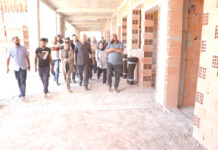 Tlemcen – Le wali inspecte plusieurs chantiers éducatifs à l’approche de la rentrée 2026-2027