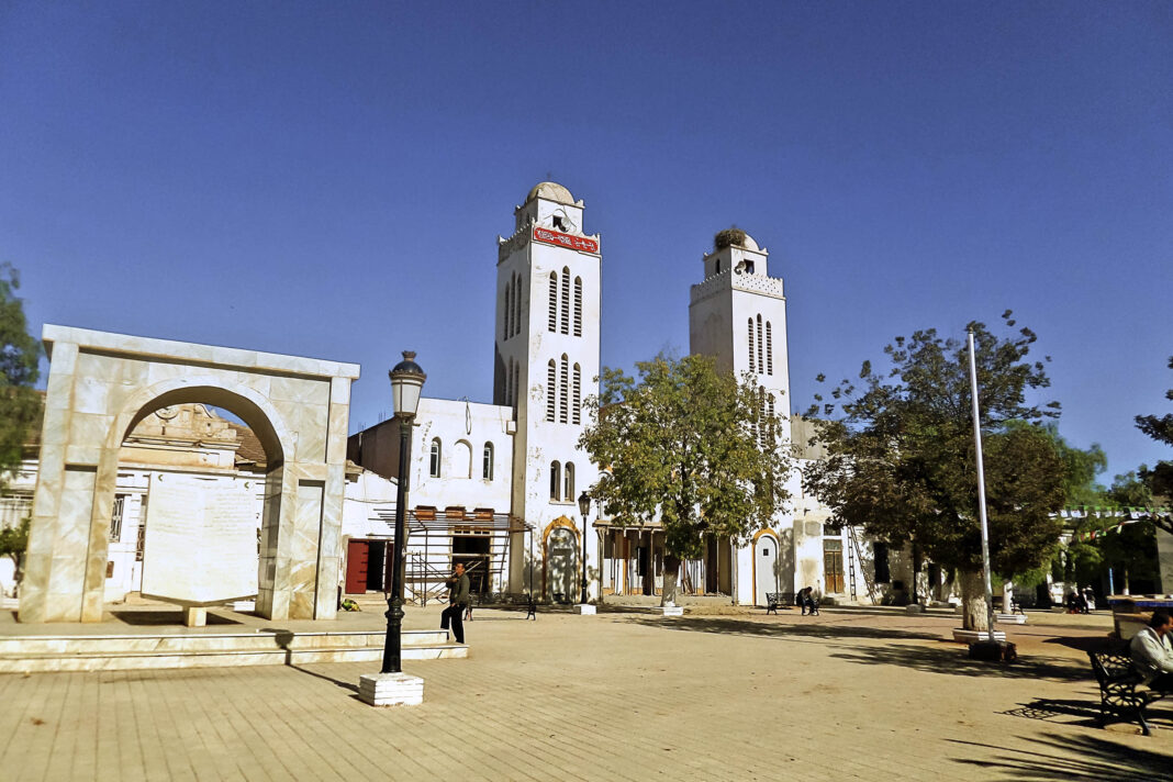 06 - Tissemsilt Plusieurs chantiers en cours pour dynamiser le secteur touristique