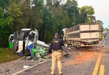 Brésil – Au moins 21 morts lors d’une collision entre un bus et un camion