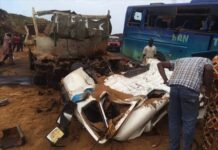 Ouganda – 14 morts dans une collision entre un minibus et un camion