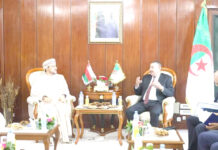 Saïd Sayoud reçoit l’ambassadeur d’Oman – Signature du mémorandum de coopération aérienne