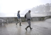 Tempête Austen en France – 242.000 foyers sans électricité